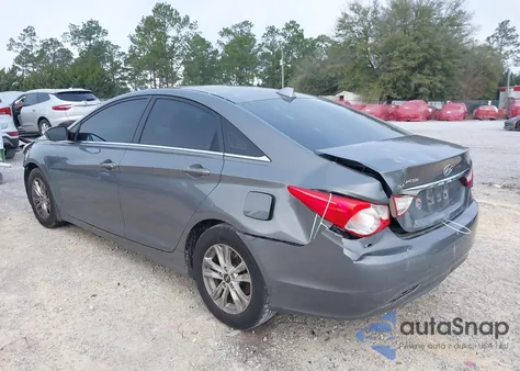 2013 Hyundai Sonata Gls z USA, uszkodzony, nr VIN 5NPEB4AC5DH664528
